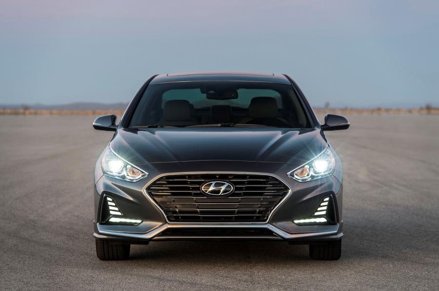  Hyundai Sonata 2017 года  (NA) (фото 28 из 40)